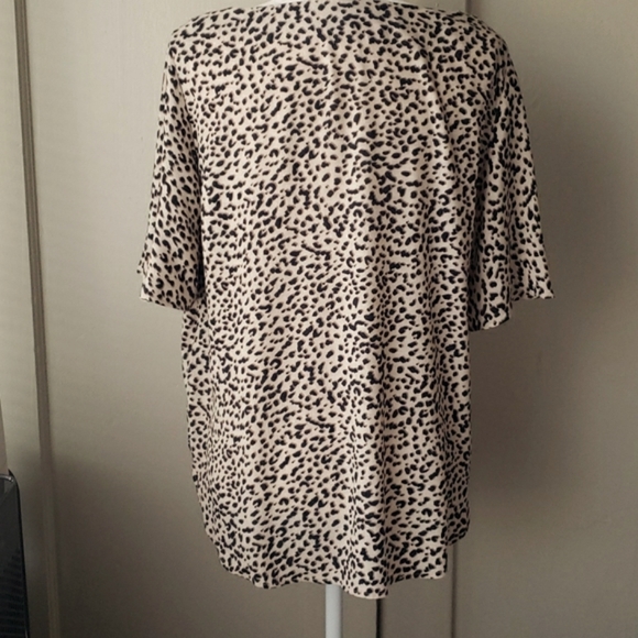 H&M Blouse - Picture 3 of 4